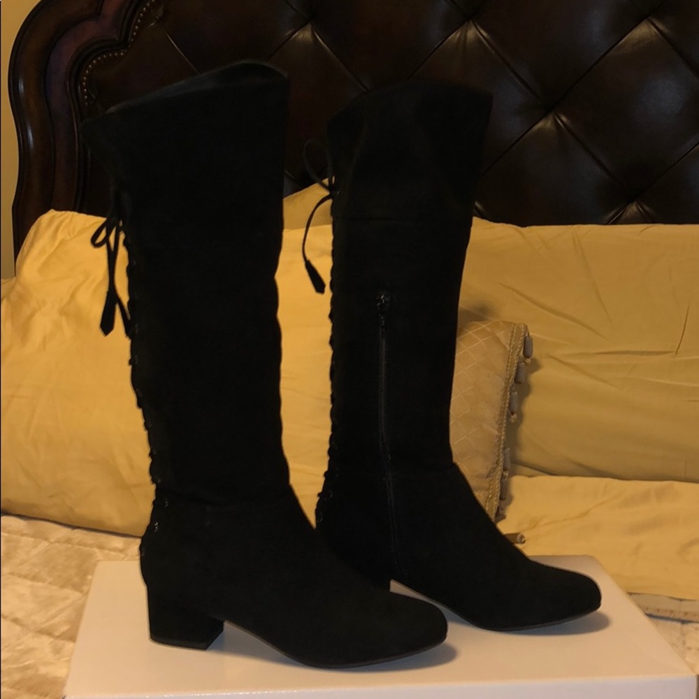 Girls leather boots